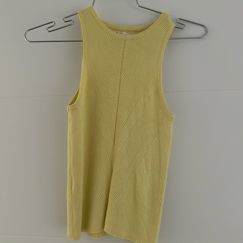 Halter tank